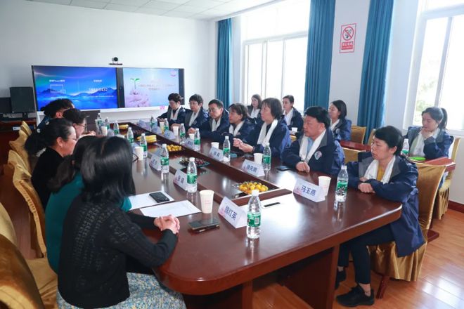 九游娱乐:助力生育友好型社会建设!合生元积极参与GDM项目专家研讨会暨项目手册定稿发布(图2)