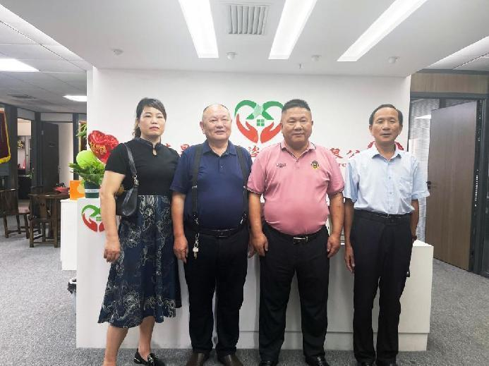 九游娱乐文化:湖南省医疗护理专业委员会在长沙调研(图1)