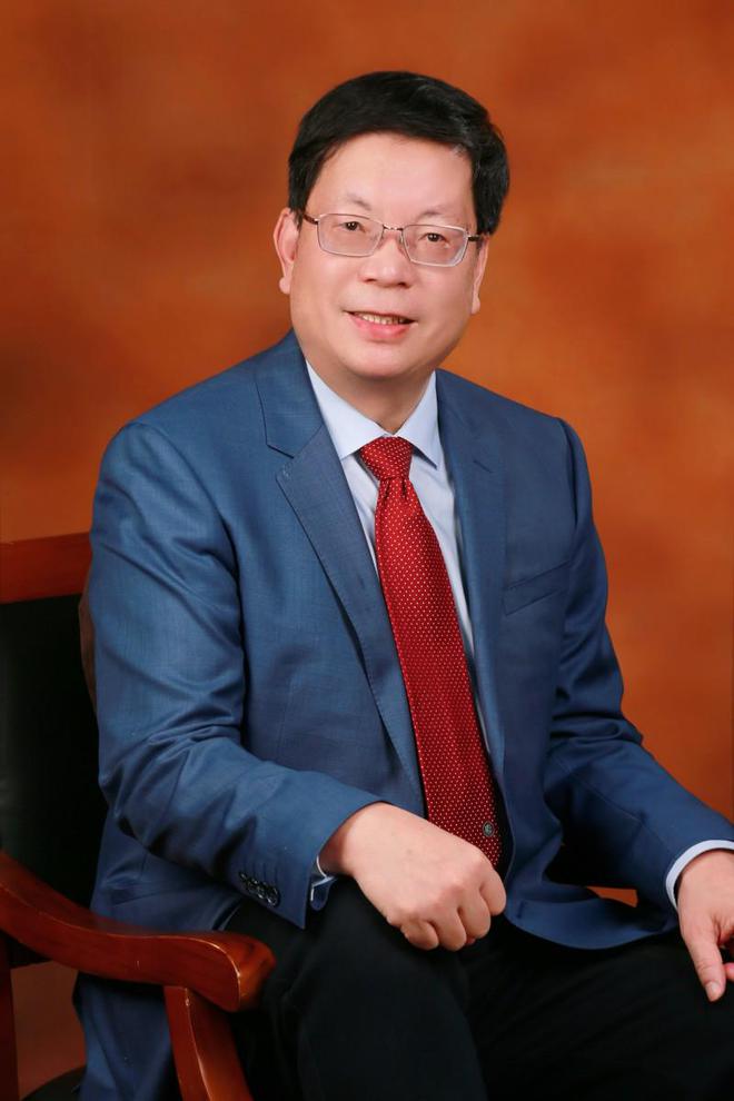 上海东强文化传播有限公司董事长、上海母婴专委会副主任赵家东(图1)