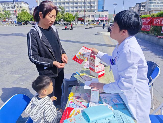 九游娱乐文化：12克小小“营养包”10余年改善近2000万名婴幼儿营养(图5)