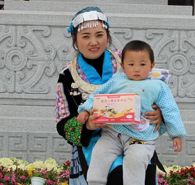九游娱乐文化：12克小小“营养包”10余年改善近2000万名婴幼儿营养(图8)