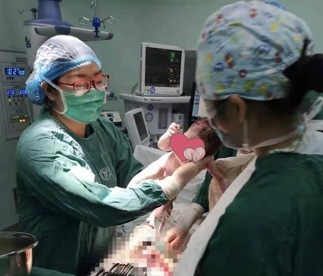 第二届“四川妇幼健康守护天使”评选结果揭晓乐山“生门守护人”许洪梅获评十佳人物(图3)