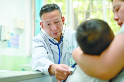 九游娱乐：同济儿科14位权威专家加入“好妈手册”母婴健康顾问团(图14)