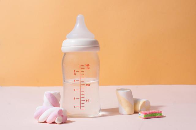 两项家政领域重点国标今起实施月嫂将有“分级标准”(图1)