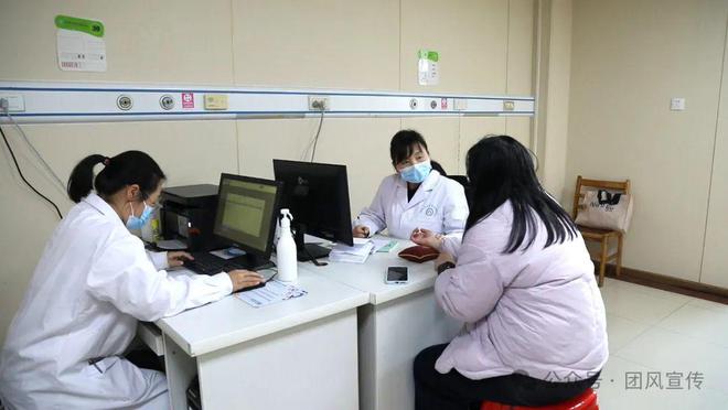 九游娱乐文化：县妇幼保健院举办“三八”国际妇女节专场活动(图2)