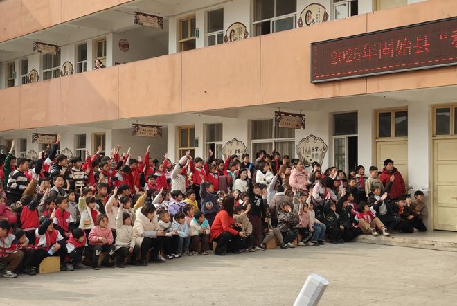 河南：从第一声啼哭到人生起跑线的守护(图4)