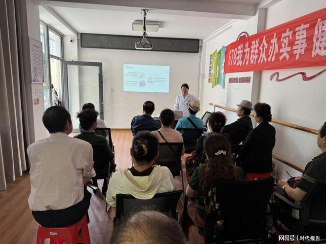 信阳市浉河区民权街道社会社区：开展“关爱她健康感恩母亲节”女性健康知识专题讲座(图2)