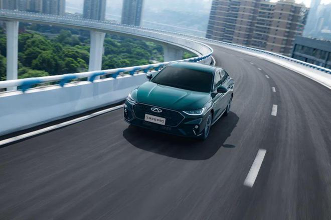 九游娱乐：20T车型1229万起售艾瑞泽8PRO要唤醒年轻人的赛道基因(图3)