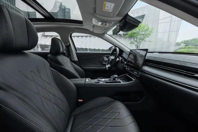 九游娱乐：20T车型1229万起售艾瑞泽8PRO要唤醒年轻人的赛道基因(图4)