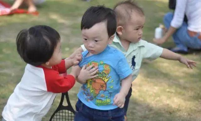 这3个游戏千万别让孩子在幼儿园玩！(图3)