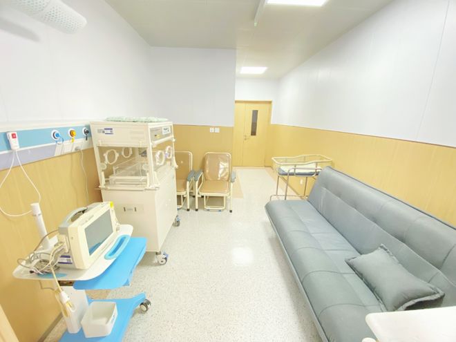 母婴同室专业守护“小黄人”——北京世纪坛医院新生儿日间光疗病区暖心启航(图2)