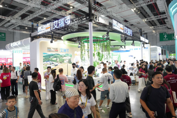 九游娱乐文化：深耕中国市场新生态艾瑞可携明星产品亮相CBME(图1)