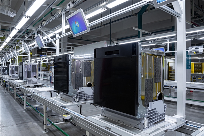 海信厨电亮相2025中国洗碗机产业峰会以全球科技赋能五年300亿目标(图3)