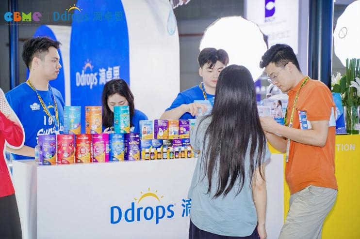 九游娱乐文化：Ddrops滴卓思闪耀CBME：以“第一口营养”开启全球健康接力引领品牌新跃迁(图9)