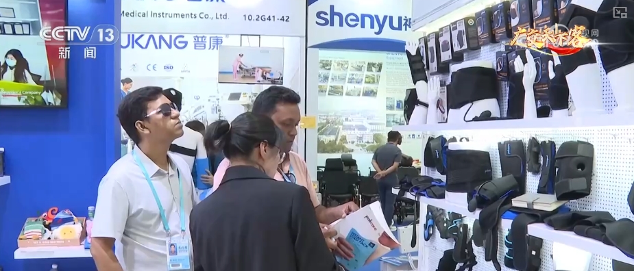 新技术、新创意成广交会“香饽饽”“AI+制造美学”释放中国好物无限可能(图11)