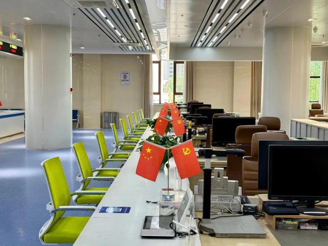 济阳区行政审批服务局开展“展示窗口形象提升服务质量”实践活动(图4)