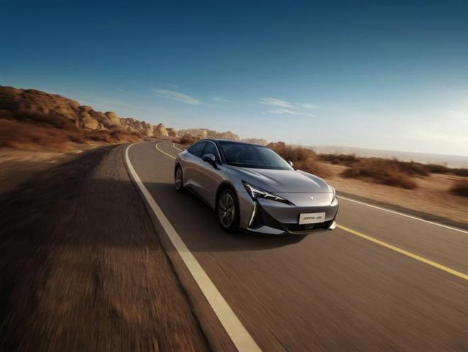 极狐新阿尔法S5夏日出行指南：高温？不存在的！(图4)