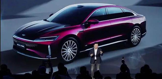 九游娱乐文化：挺进高端风云A9L领衔出演奇瑞首款C级旗舰(图5)