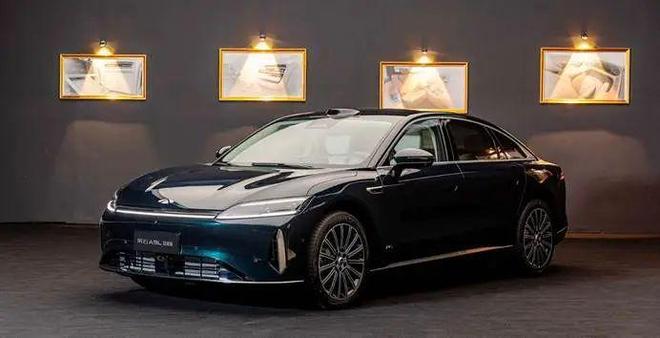 九游娱乐文化：挺进高端风云A9L领衔出演奇瑞首款C级旗舰(图3)