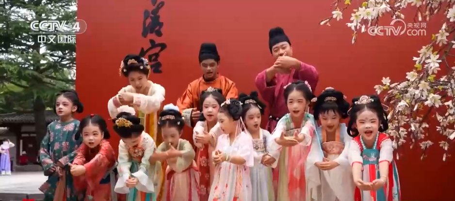 九游娱乐文化：各地文旅消费“玩法”多元“传统文化+假日经济”释放蓬勃消费活力(图6)