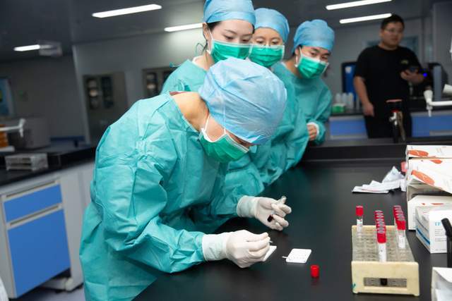 九游娱乐：江西抚州：提升专业检测技能筑牢母婴健康防线(图2)