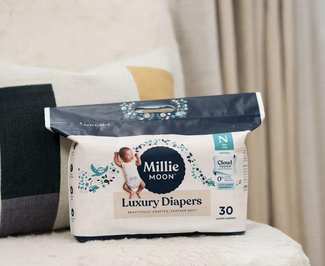 九游娱乐：三十年间攻守易势：“中国配方＋平价”宝洁携中国产纸尿裤登陆北美(图2)