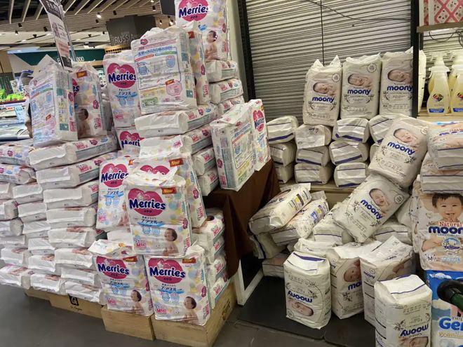 九游娱乐：三十年间攻守易势：“中国配方＋平价”宝洁携中国产纸尿裤登陆北美(图7)