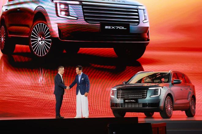 大七座销冠再进化！1099万起预售的捷途X70L重塑价值标杆(图2)