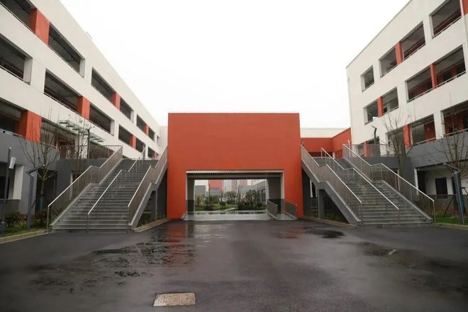 @春申阳光售楼处春申阳光发布：质感空间树标杆！(图6)