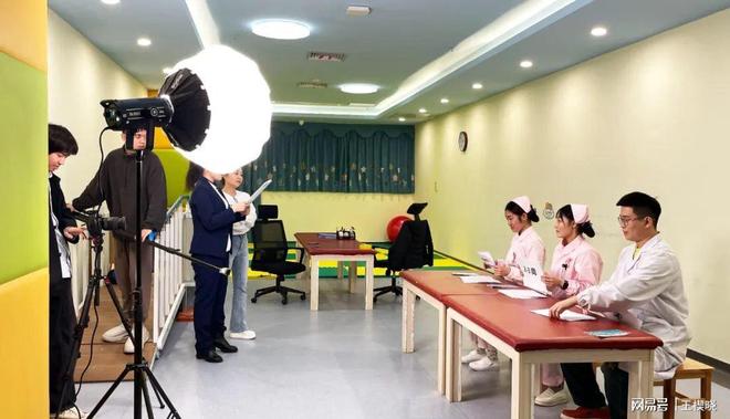 上海产科医生观察：剖腹产数量从8个锐减至0生育态度转变显著(图7)