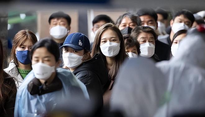 九游娱乐：这个国家生一胎奖50万还是没人生！总统：再不生就灭绝了！(图3)