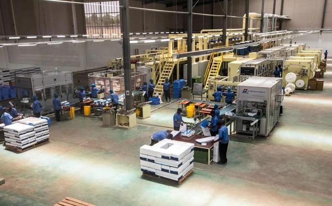 九游娱乐文化：狂揽30亿！广东夫妇创业把国际巨头宝洁都甩身后去IPO敲钟了(图21)