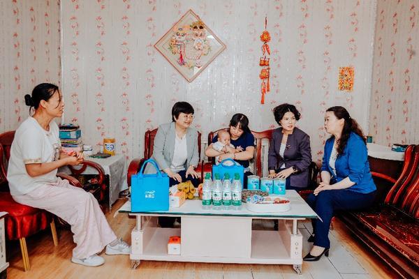 美赞臣公益基金会五周年立足科学实证拓展全生命周期公益服务(图1)